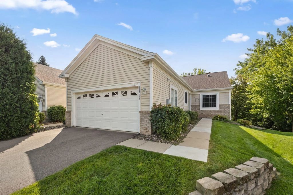18655 Kalmar Trail, Lakeville