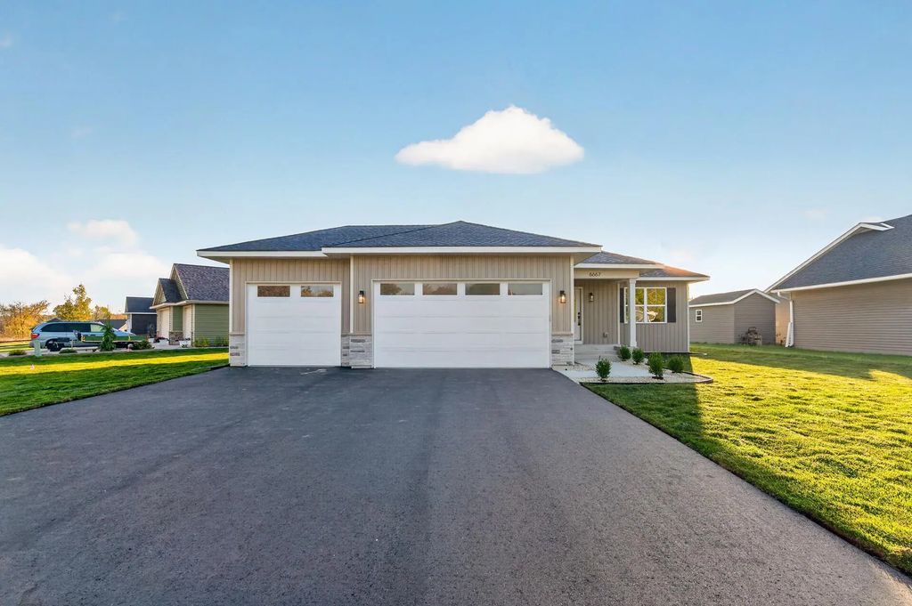 6667 Cedar Hills Drive, Cannon Falls