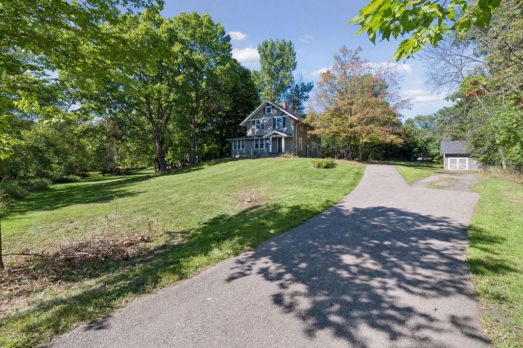 3240 Bayside Road, Orono