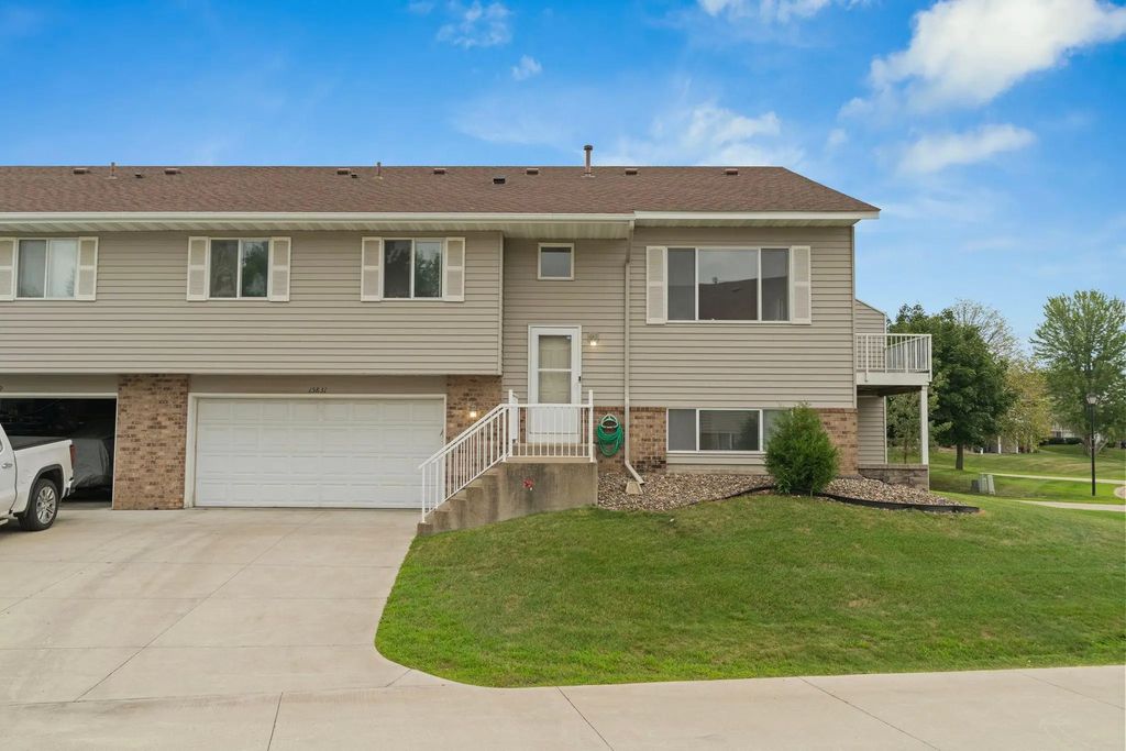 15831 Gooseberry Way, Apple Valley
