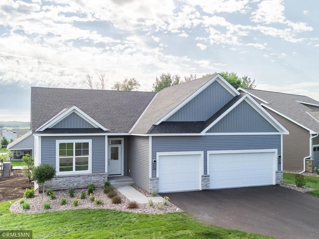 9152 62nd Street S, Cottage Grove