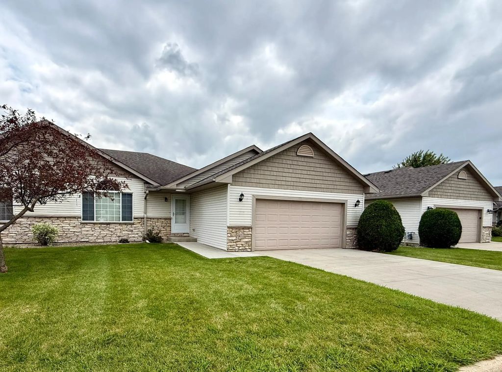4528 Prairie View Place Nw, Rochester