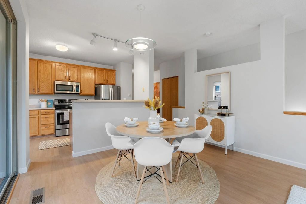 580 N 2nd Street 406, Minneapolis