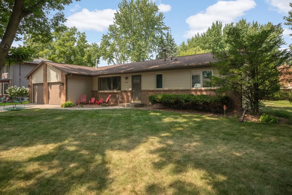 2264 Heritage Lane, New Brighton