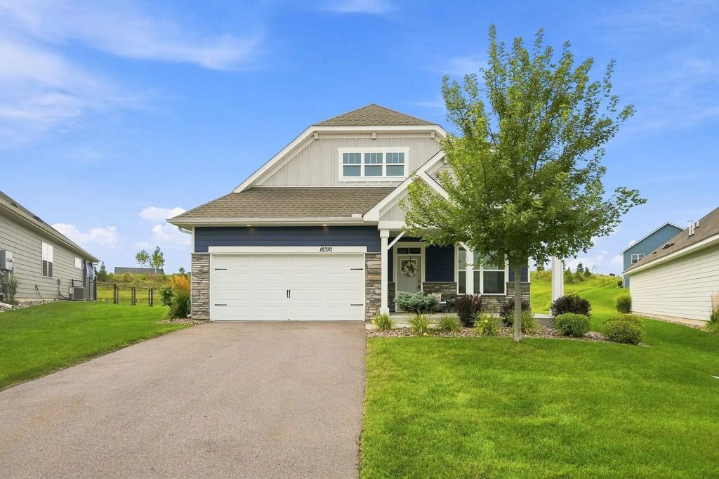18370 Hamby Way, Lakeville