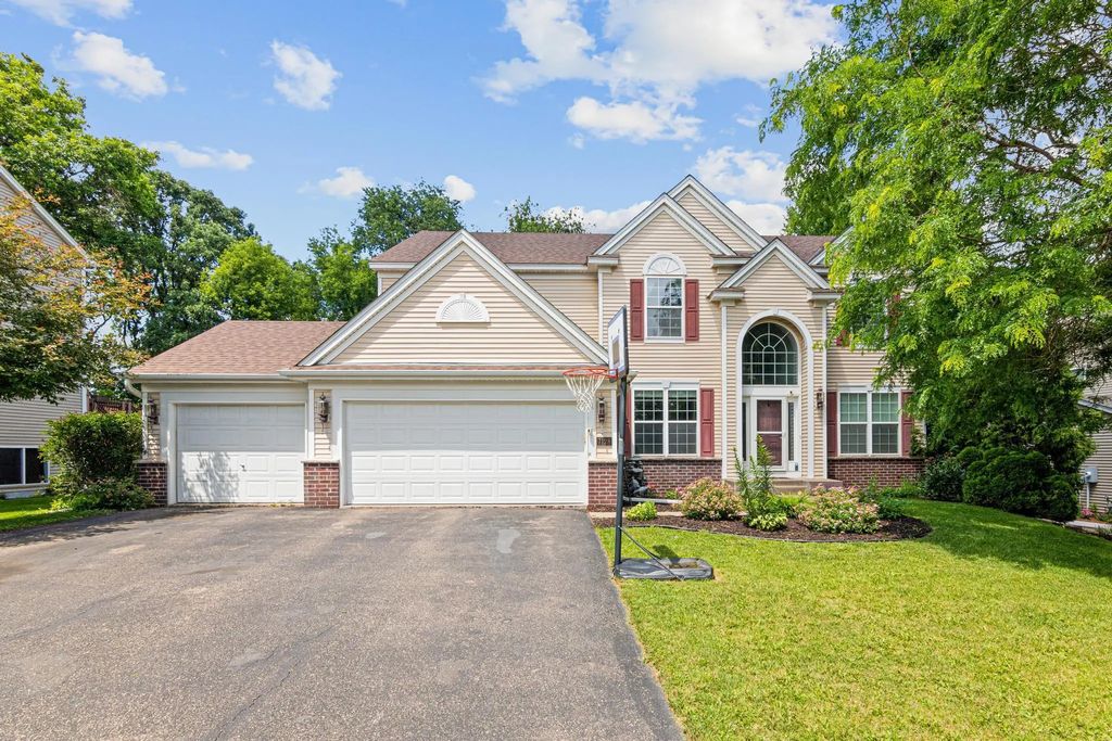 7128 Timber Crest Drive S, Cottage Grove