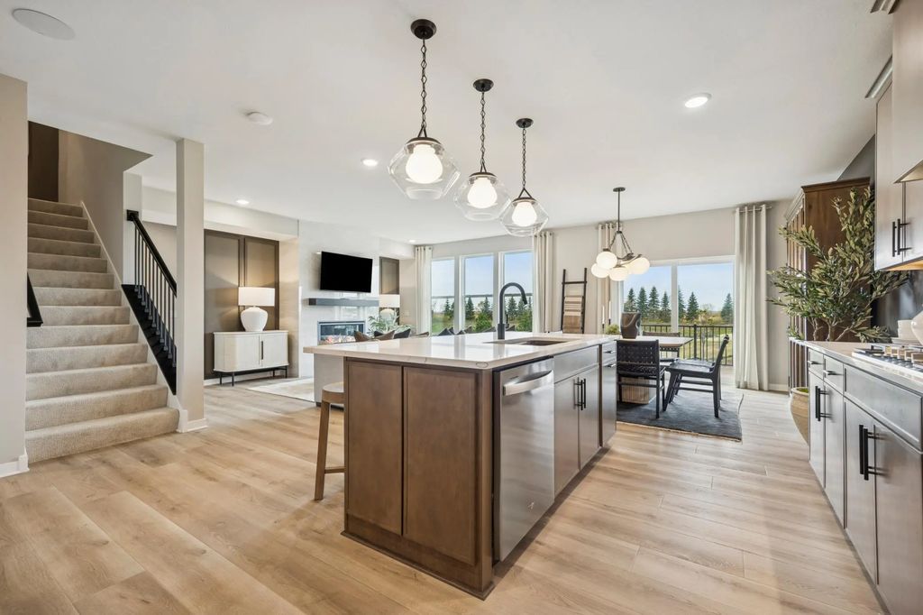 10398 Mcgregor Boulevard, Woodbury