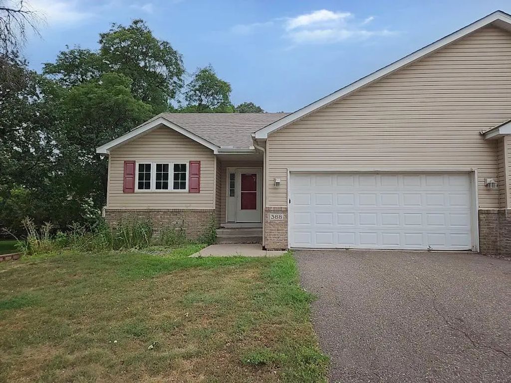 388 107th Lane Nw, Coon Rapids