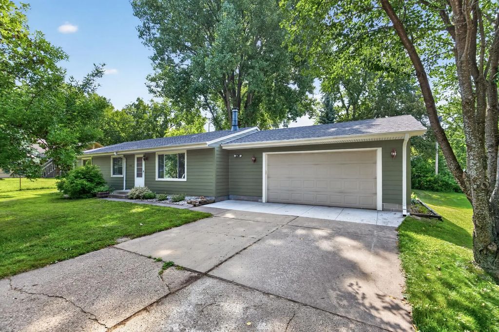 1105 W 155th Street, Burnsville