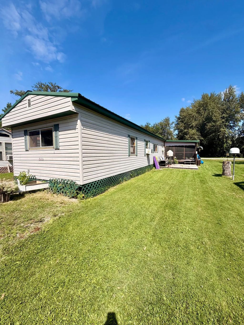 Lot 29 Warroad Estates, Warroad
