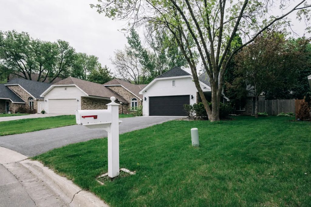 18701 Clear View Drive, Minnetonka