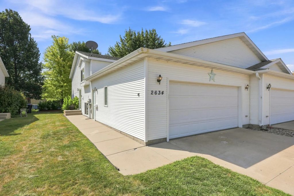 2634 35th Avenue S, Fargo