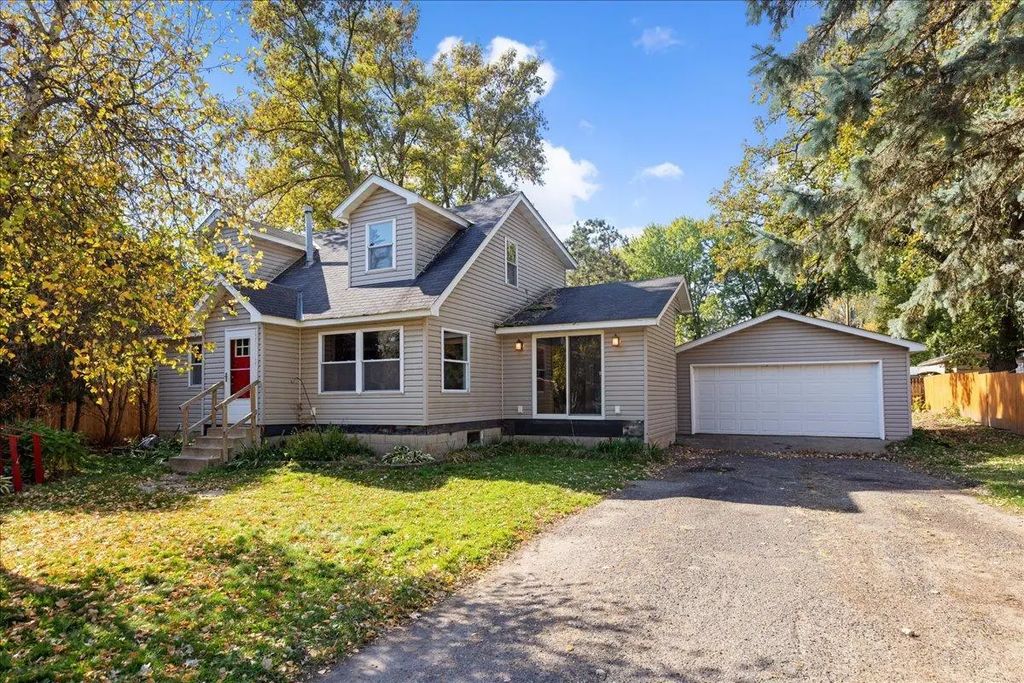 744 6th Street Se, Forest Lake