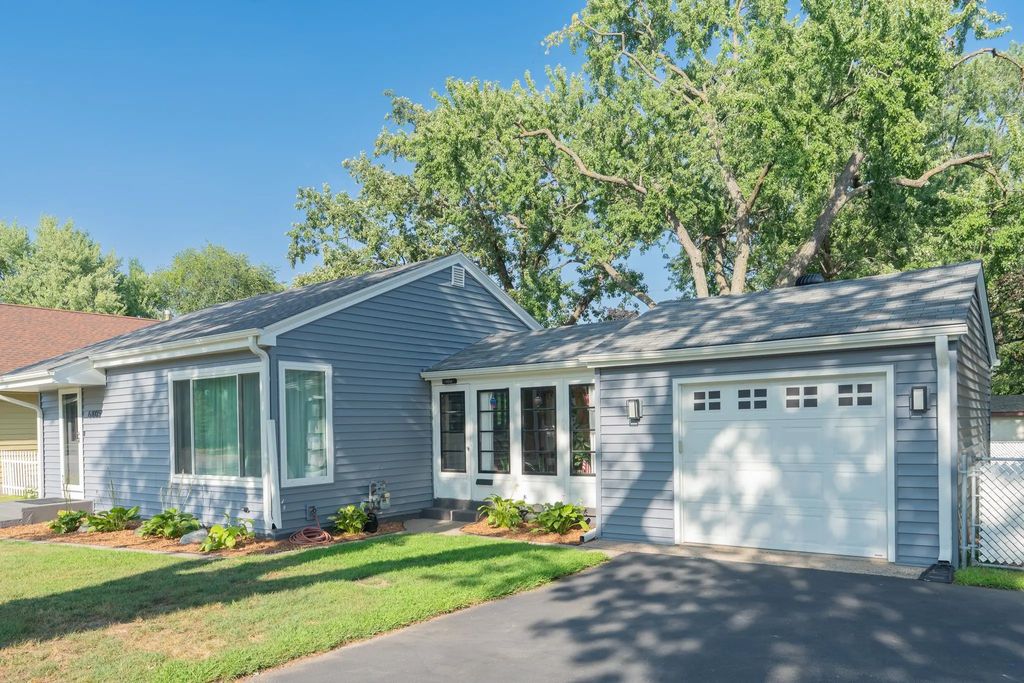 6805 Nicollet Avenue, Richfield