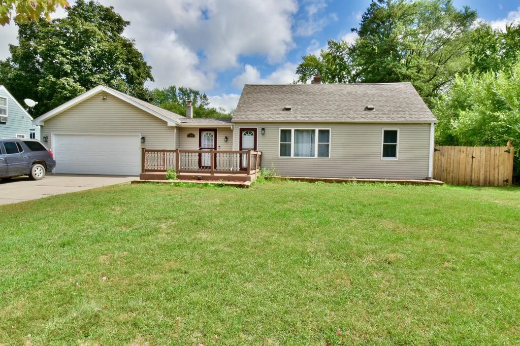 5366 Saint Stephens Street, Mounds View