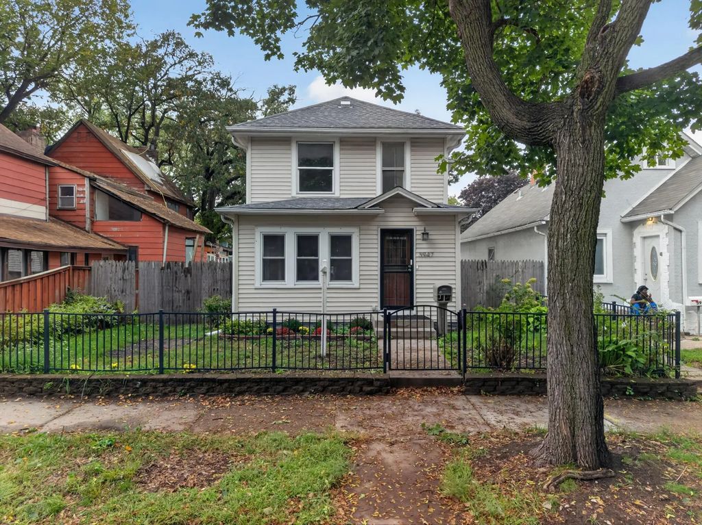 3947 Dupont Avenue N, Minneapolis