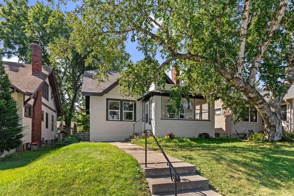 1438 Stanford Avenue, Saint Paul