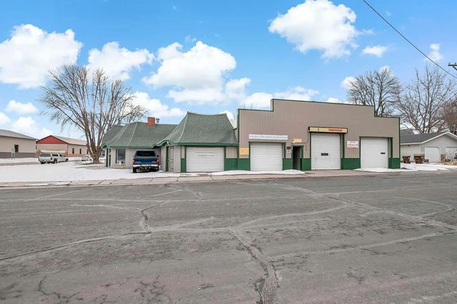 210 Railroad Street W, Norwood Young America