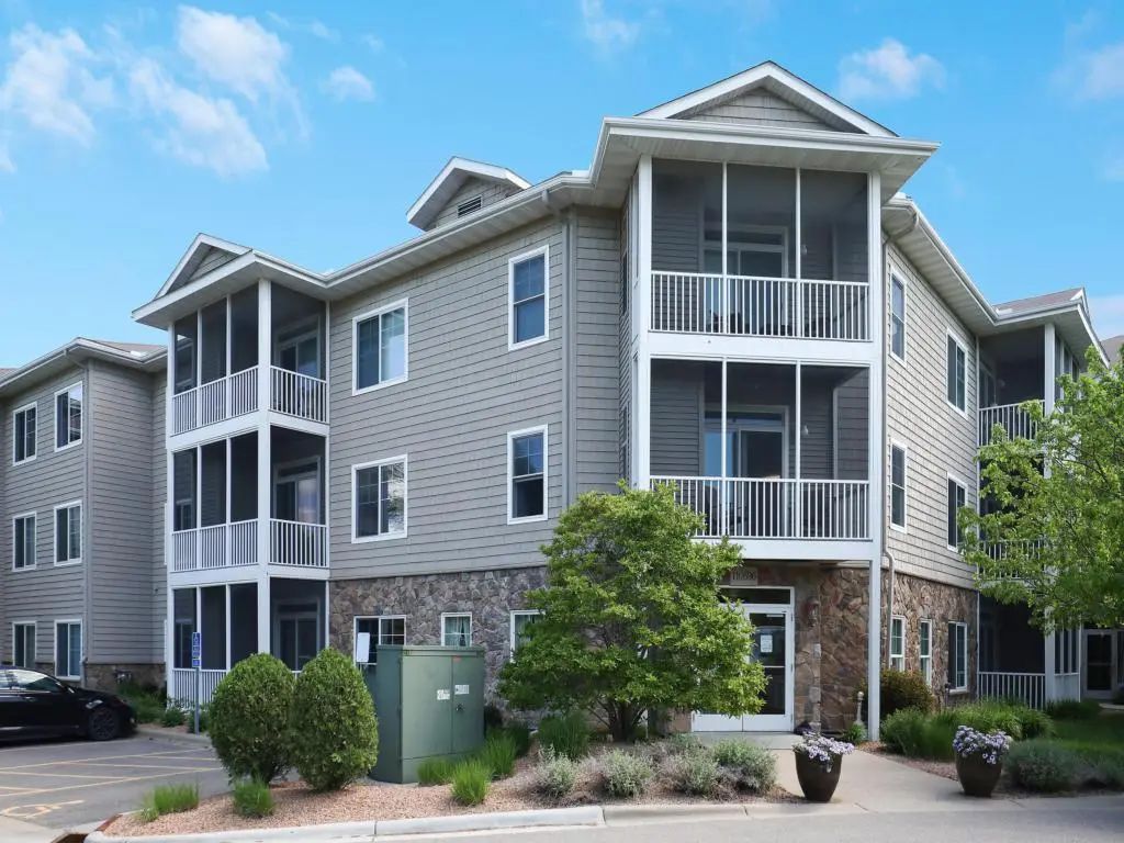 110696 Village Road 119, Chaska