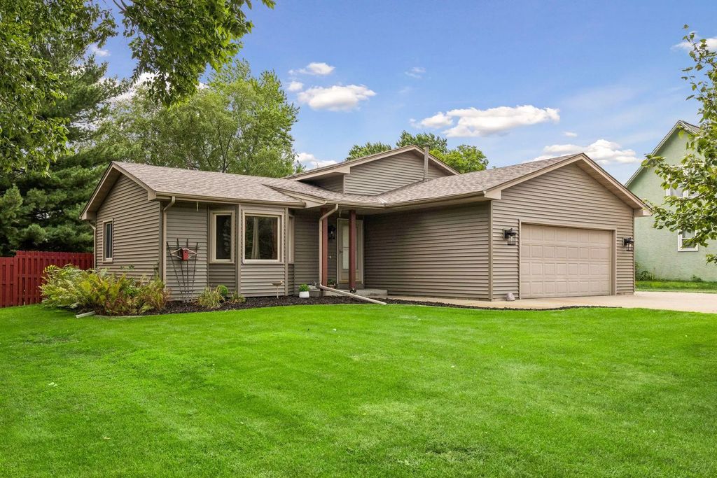 13137 Crooked Lake Boulevard Nw, Coon Rapids
