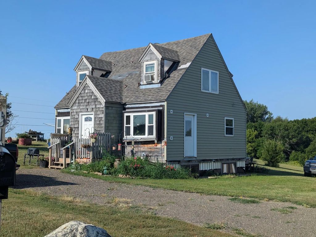 1510 S Mabelle Avenue, Fergus Falls