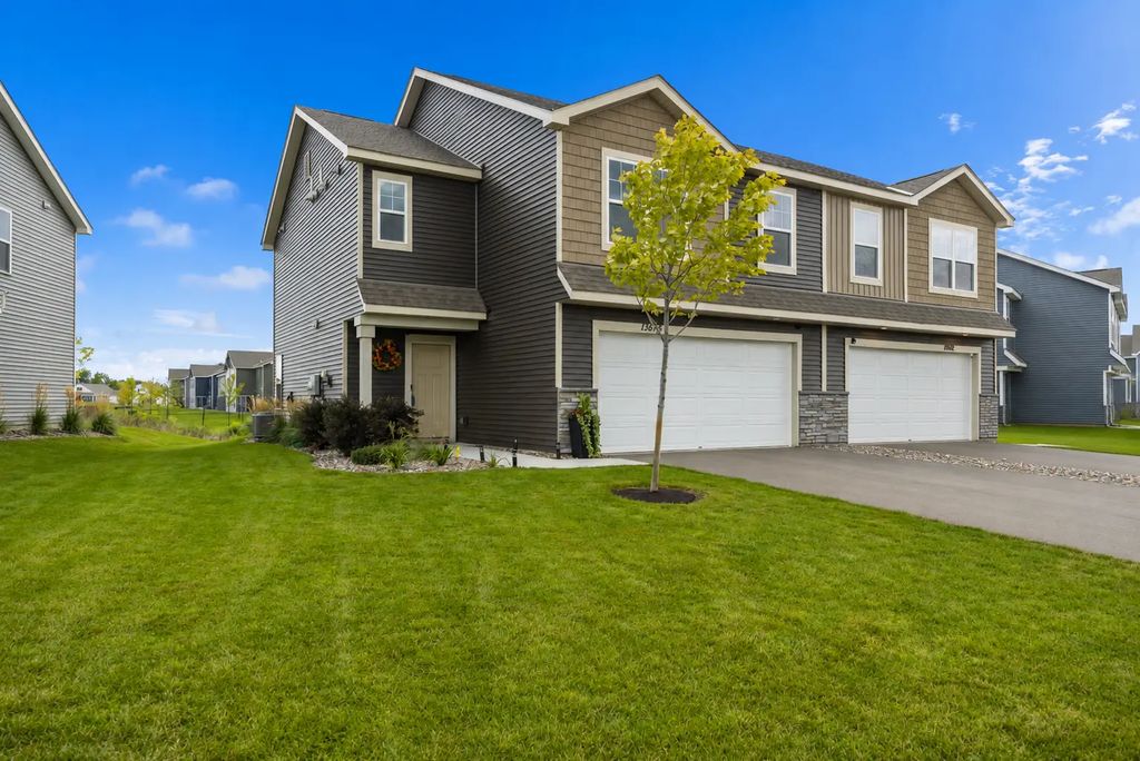 13646 Ringneck Way, Rogers