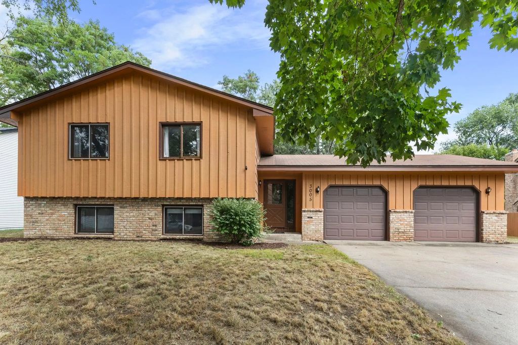 3005 114th Lane Nw, Coon Rapids