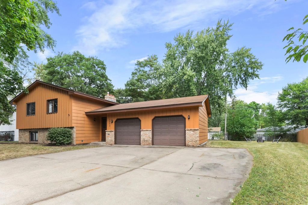 3005 114th Lane Nw, Coon Rapids