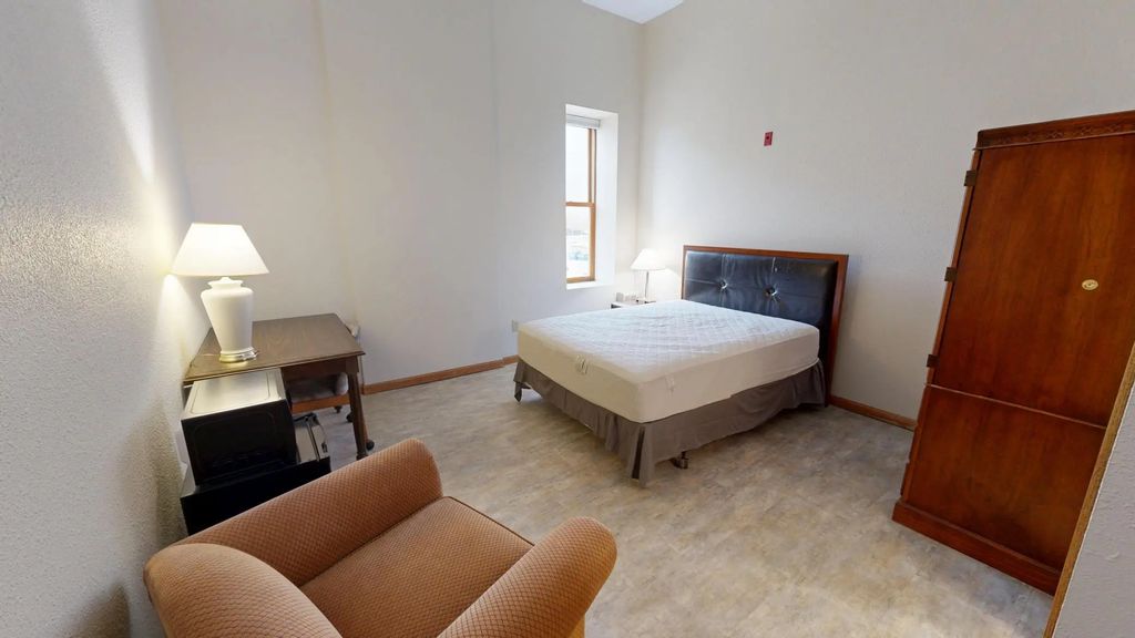 542 Benson Avenue Sw Ensuite 210, Willmar