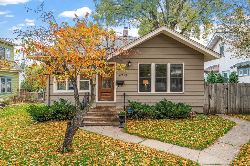 4715 Wentworth Avenue, Minneapolis