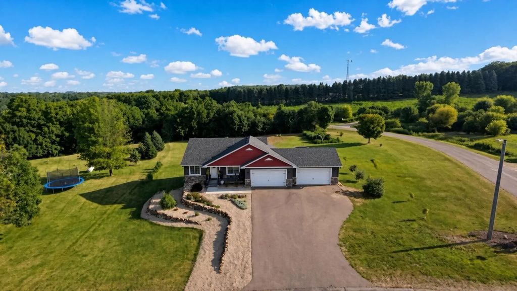 N5191 738th Street, Ellsworth