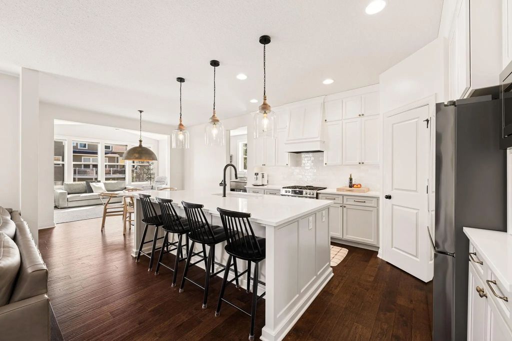 1192 Maple Lane W, Roseville
