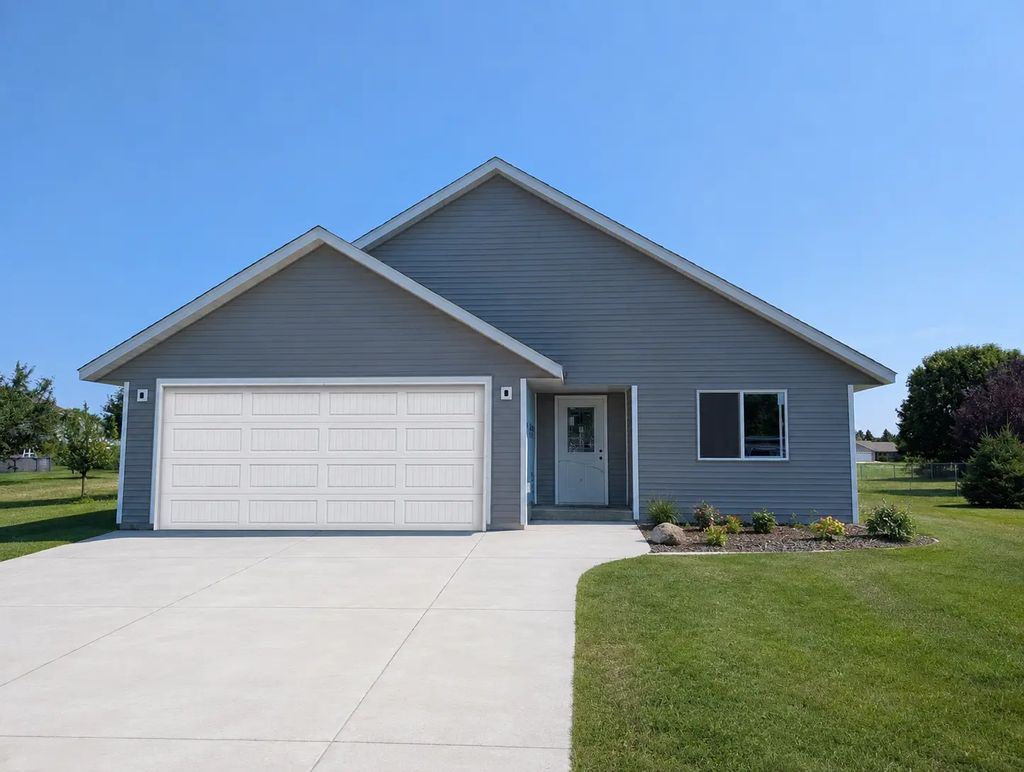 601 W 7th Avenue, Osakis