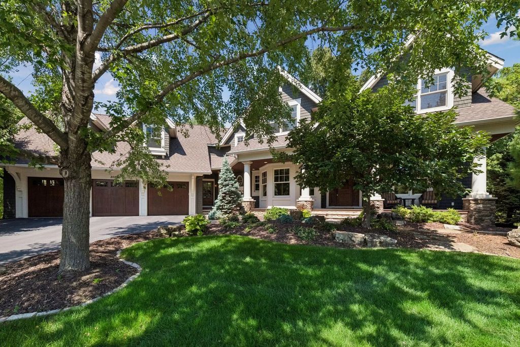 20650 Parkview Lane, Excelsior