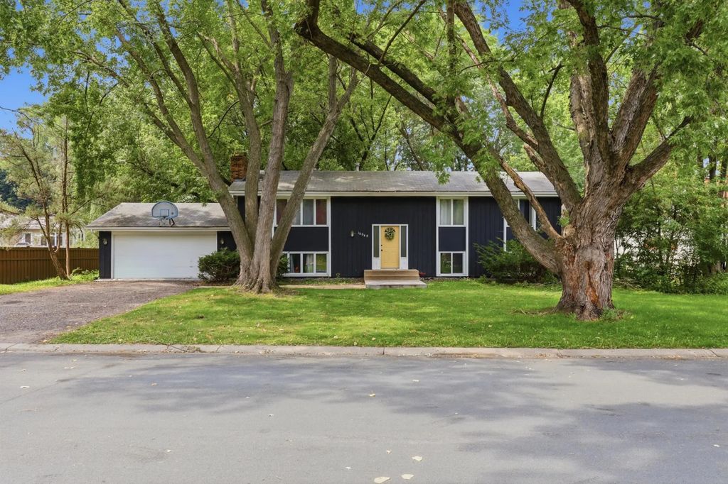 10048 Upton Road, Bloomington
