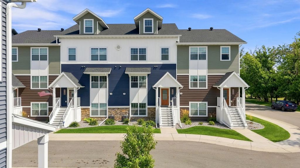 5853 41st Street S, Fargo
