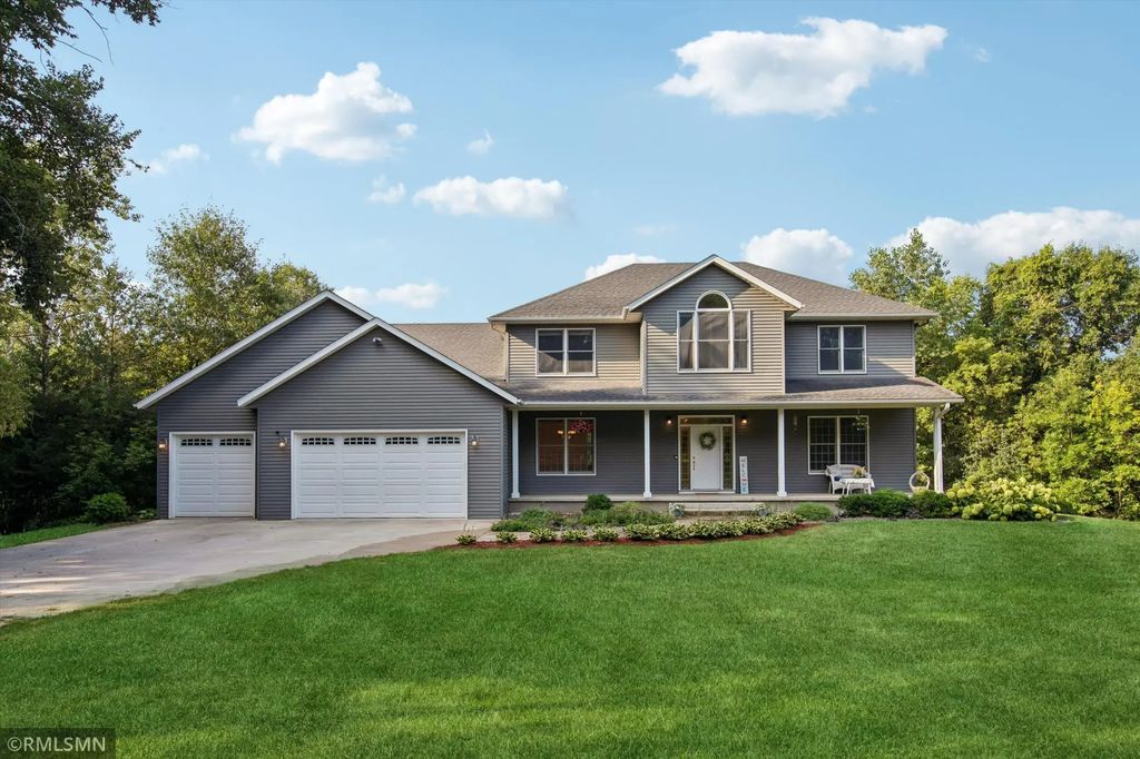 8758 280th Street E, Cannon Falls