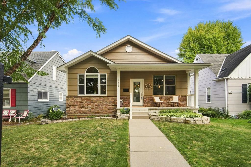 4725 36th Avenue S, Minneapolis