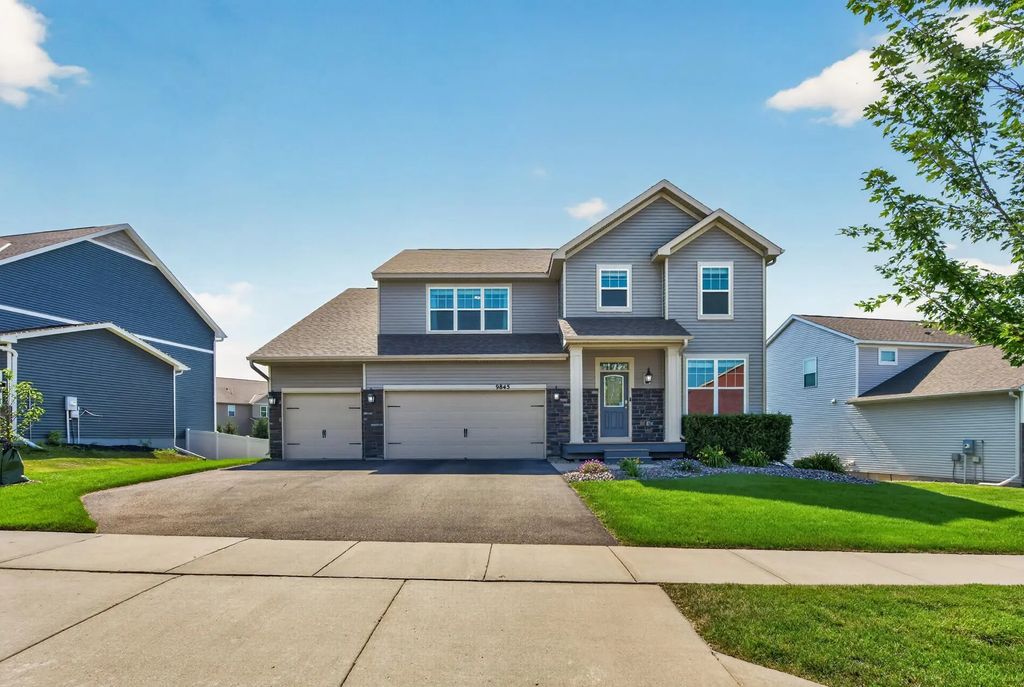 9845 67th Street S, Cottage Grove