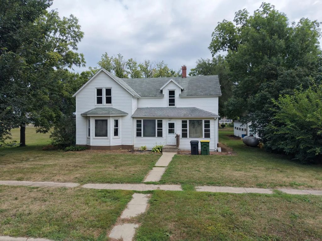 220 Sheridan Street, Garvin