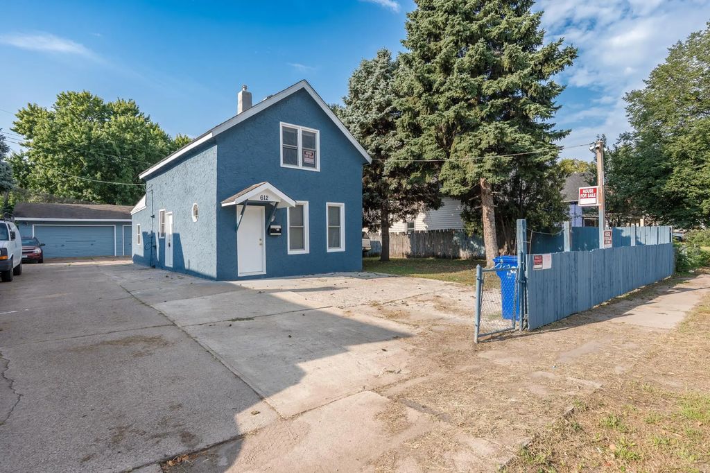 612 Bush Avenue, Saint Paul