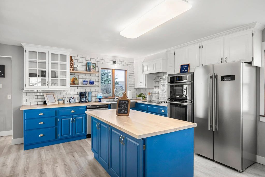 10006 Lakeside Drive, Finlayson