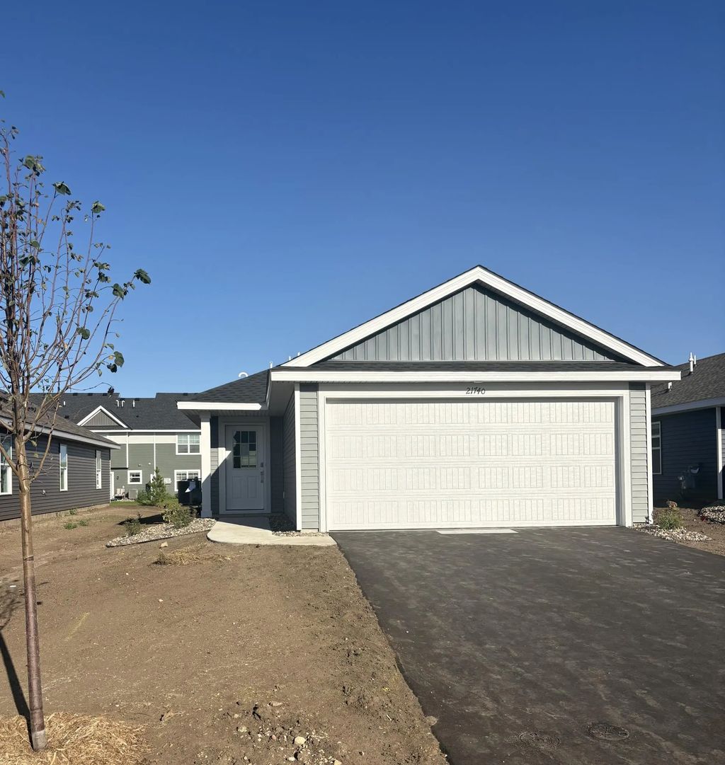 21740 Rose Drive, Farmington
