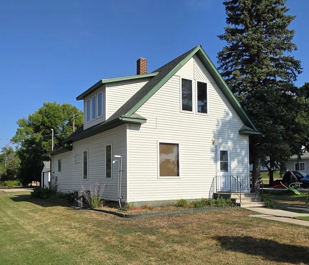 109 5th Street, Kathryn