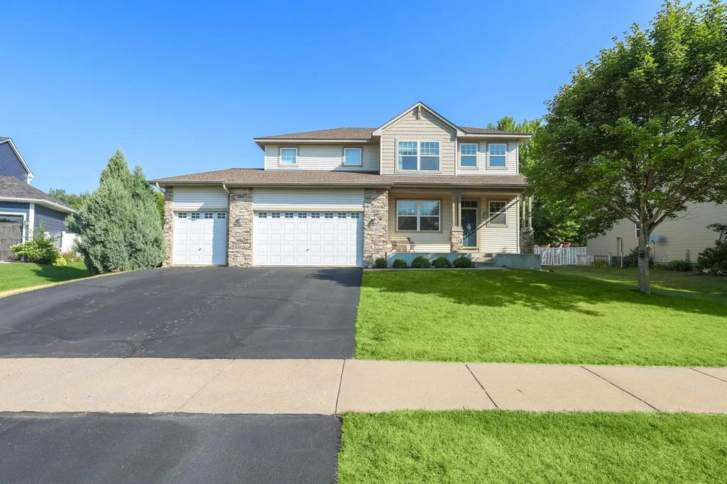 1591 140th Street W, Rosemount