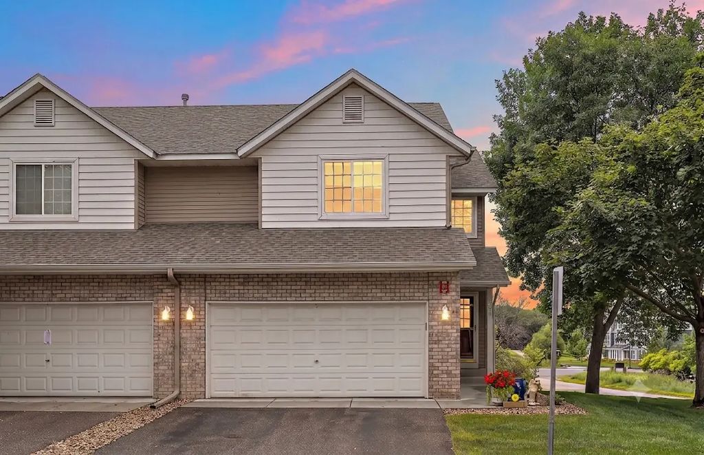 497 Pleasant Lane, Chaska