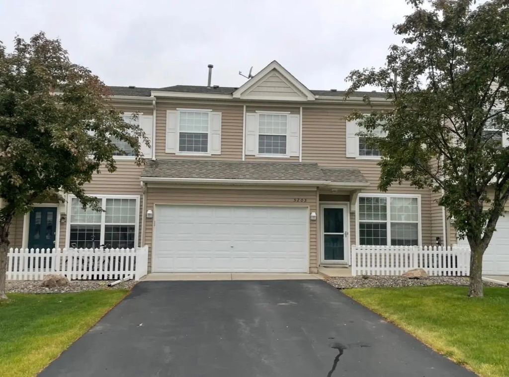 5205 Oriole Drive 43, Farmington