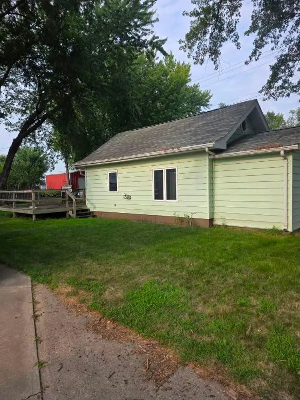 734 8th Street, Westbrook
