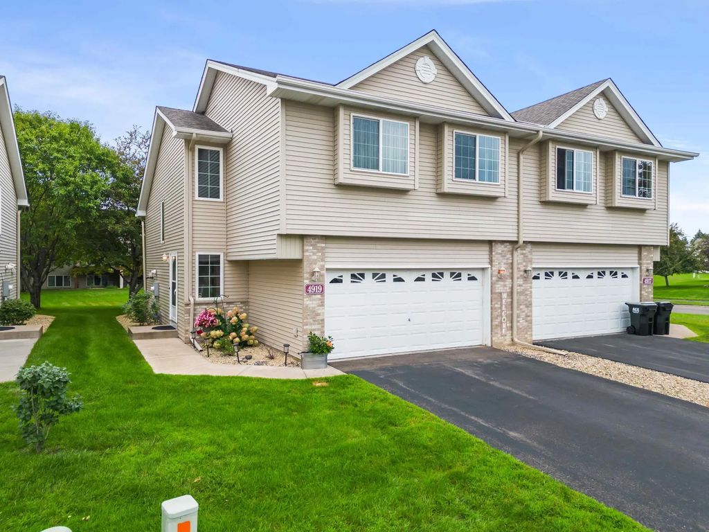 4919 132nd Way N, Hugo