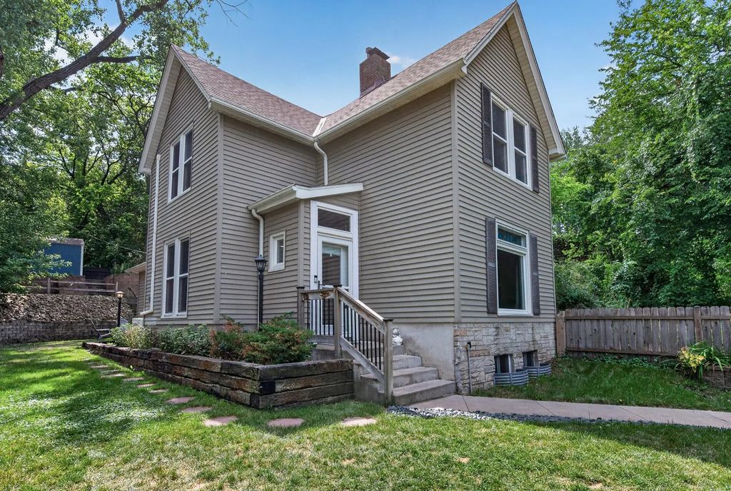 412 Winona Street E, Saint Paul